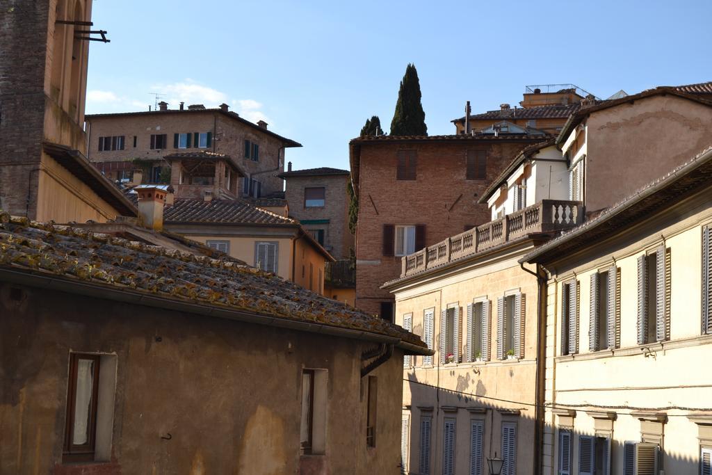 La Casa Di Antonella Hotel Siena Exterior foto